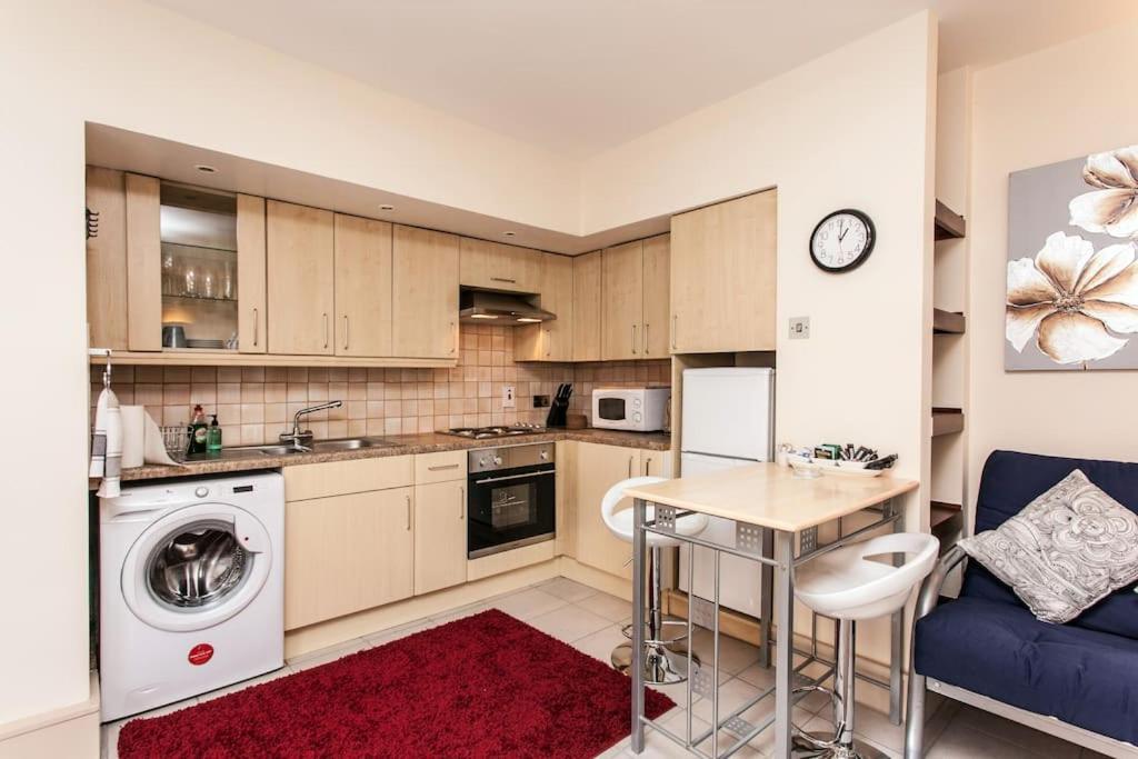 Awesome Apartment In The Heart Of Camden Town London Luaran gambar